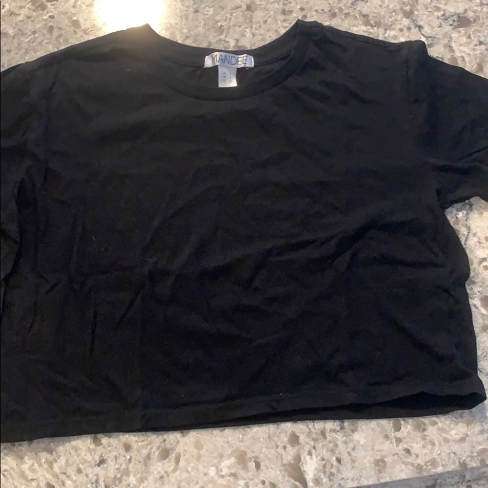 Black mandee crop top